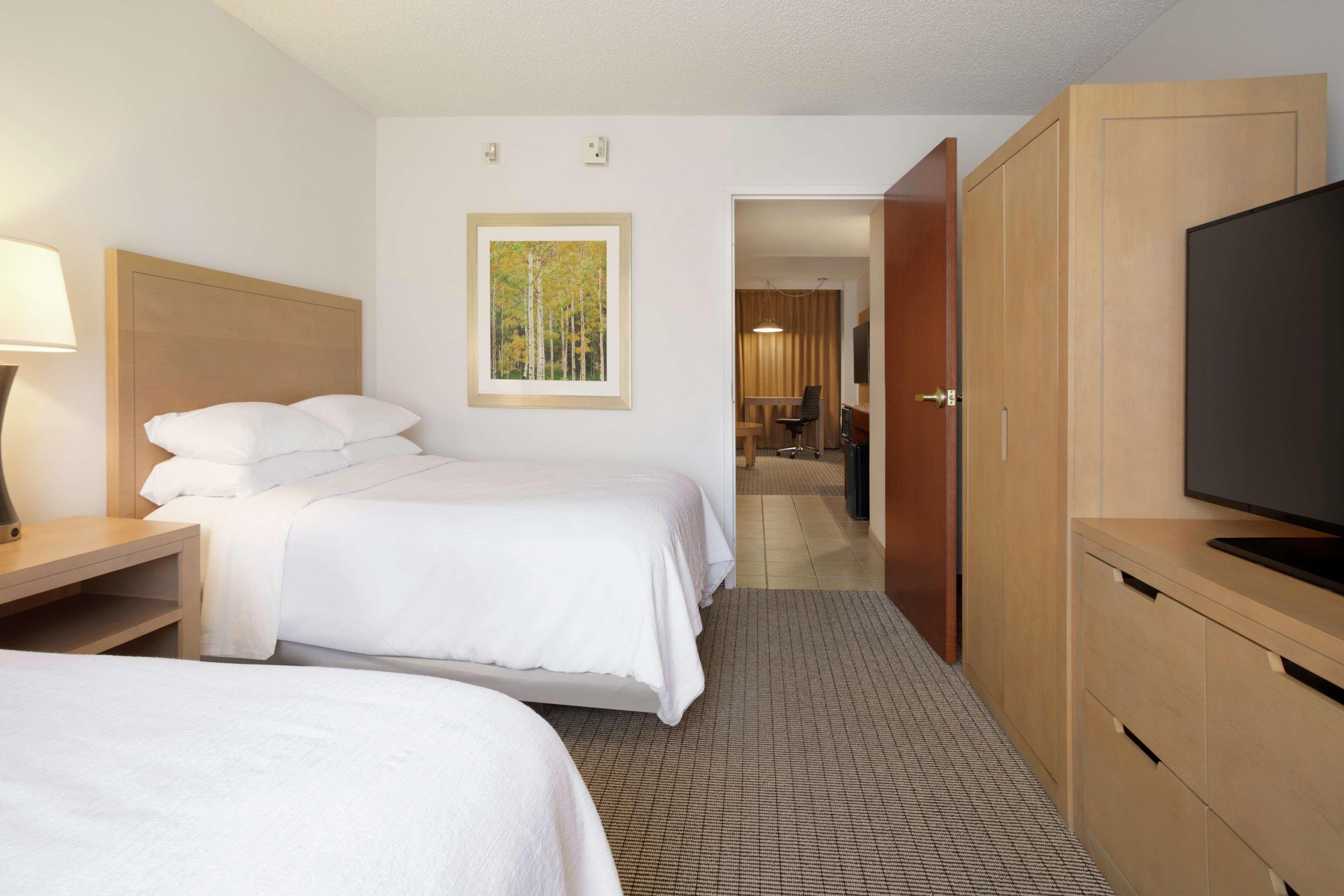 เอมบาสซีสวีท เดนเวอร์ อินเตอร์เนชั่นแนลแอร์พอร์ต Hotel ภายนอก รูปภาพ
